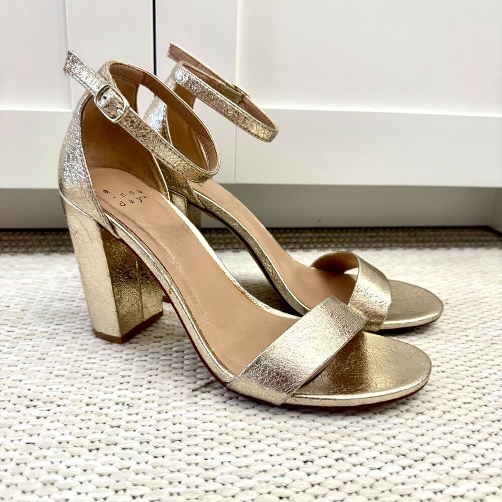 EUC, A New Day Gold Block Heels, Size 7.5